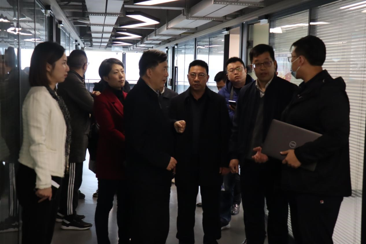 重庆市北碚区区委书记周旭一行莅临PA旗舰厅调研